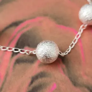 PULSEIRA BOLAS FOSCAS