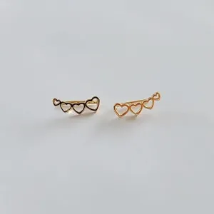 EAR CUFF DOURADO CORAÇÕES ENCAIXE