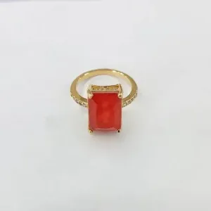 ANEL DOURADO PEDRA LARANJA CRAVEJADO MICROZIRCÔNIAS CRISTAL