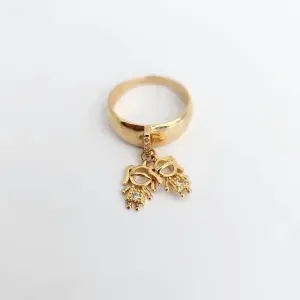 ANEL DOURADO PINGENTE MENINAS MICROZIRCÔNIAS CRISTAL