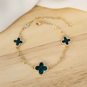 PULSEIRA COM 3 PINGENTES TREVO DE QUATRO FOLHAS VERDE LISTADO RESINA INSPIRAÇÃO ALHAMBRA DE VAN CLEEF