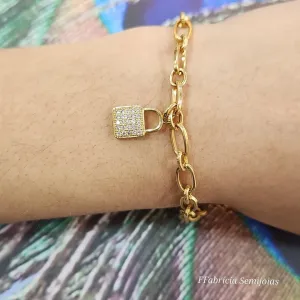 PULSEIRA DOURADA CADEADO  CRAVEJADO EM MICROZIRCÔNIAS CRISTAL