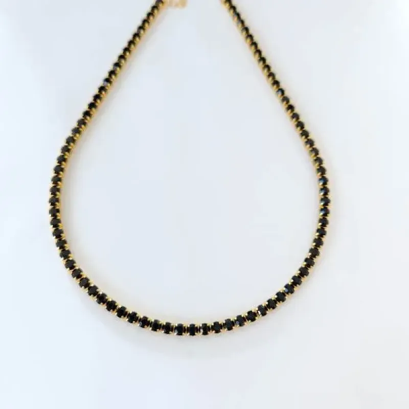 COLAR DOURADO MICROZIRCÔNIAS NEGRAS