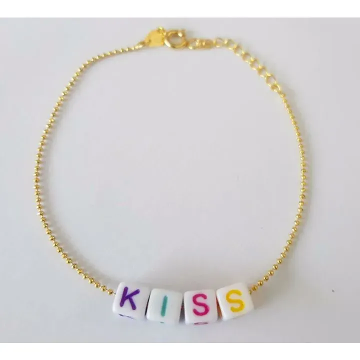 PULSEIRA BOLINHAS COM LETRAS LEITOSAS KISS