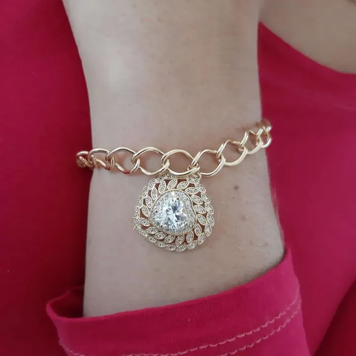 PULSEIRA DOURADA CORAÇÃO CRAVEJADO EM MICROZIRCÔNIAS CRISTAL