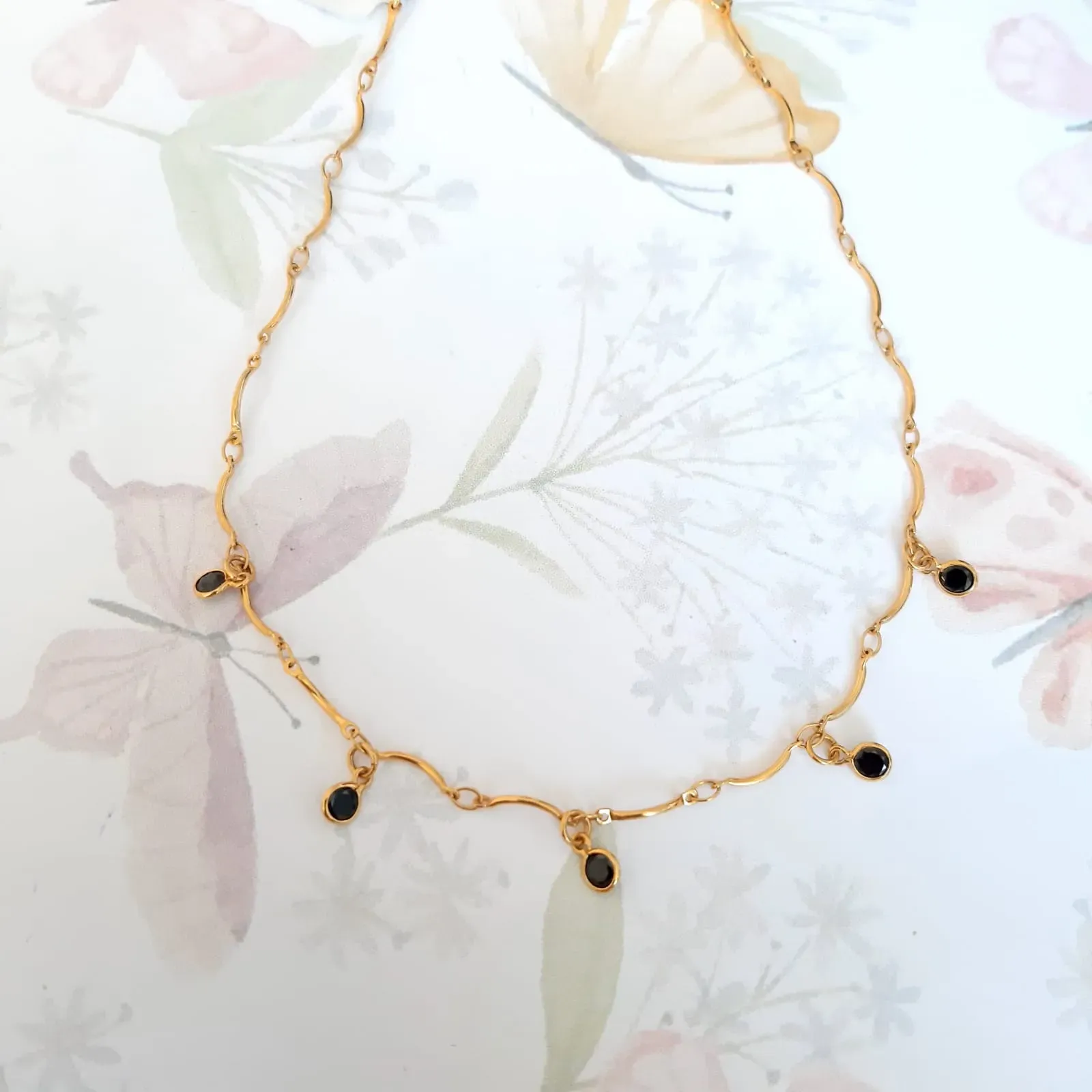 COLAR CHOCKER DOURADO PONTO DE LUZ PRETO 30CM