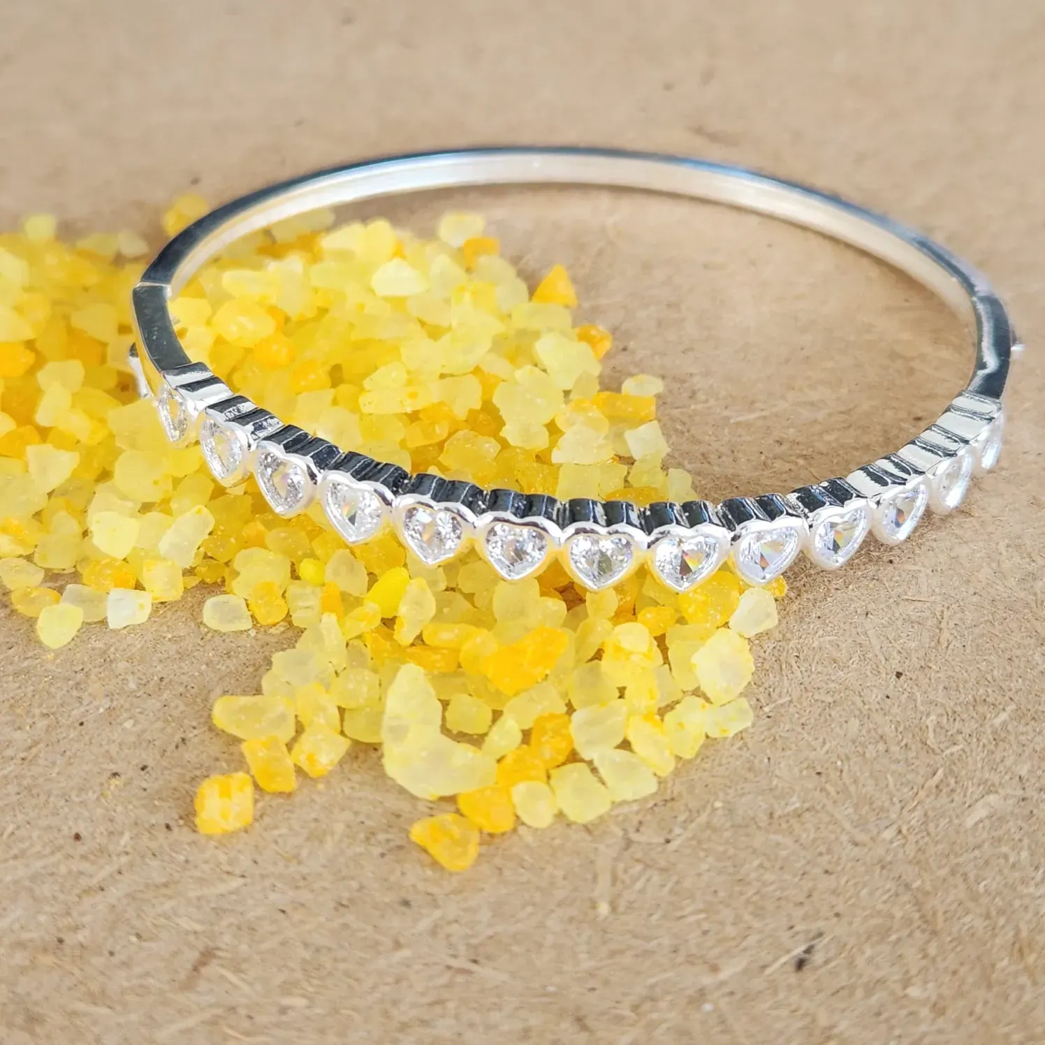 BRACELETE RÓDIO BRANCO CORAÇÕES ZIRCÔNIAS CRISTAL