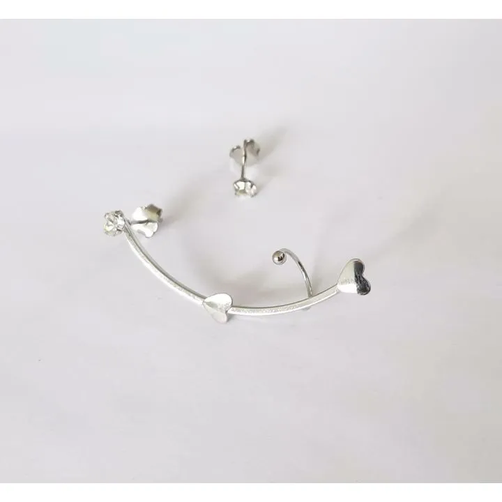 EAR CUFF AÇO CIRÚRGICO ANTIALÉRGICO DETALHE CORAÇÃO