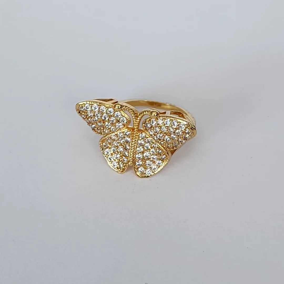 ANEL DOURADO BORBOLETA CRAVEJADA EM MICROZIRCÔNIAS CRISTAL