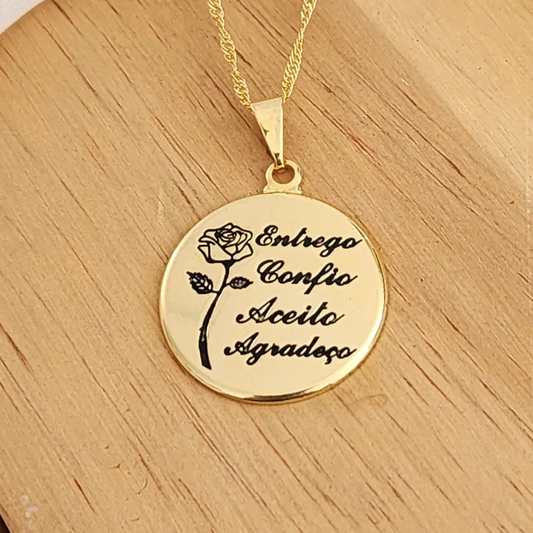 COLAR COM PINGENTE DOURADO ENTREGO CONFIO ACEITO AGRADEÇO