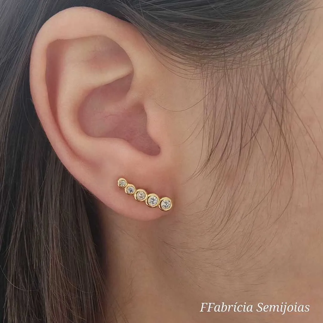 EAR CUFF DOIS EM UM CRAVEJADO EM MICROZIRCÔNIAS CRISTAL